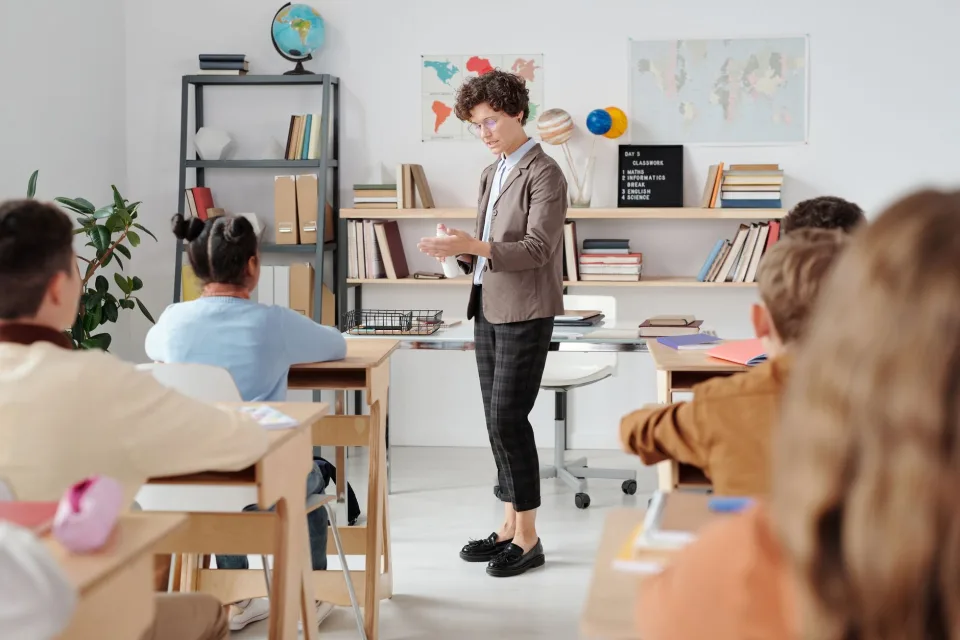 Các khoá học tại Lớp Toán Cô Hoa